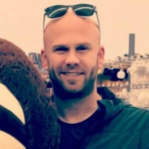 Meet your Posher, Casey